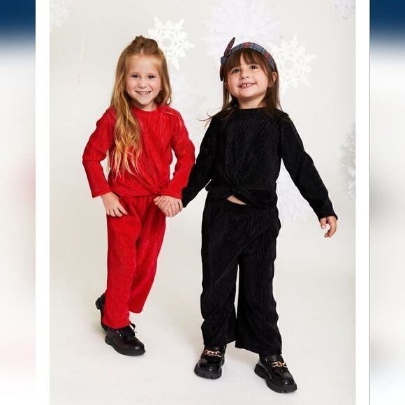 Nwt Girls Christmas Outfit, Wide leg pants and Top, Red or Black - Picture 2 of 16
